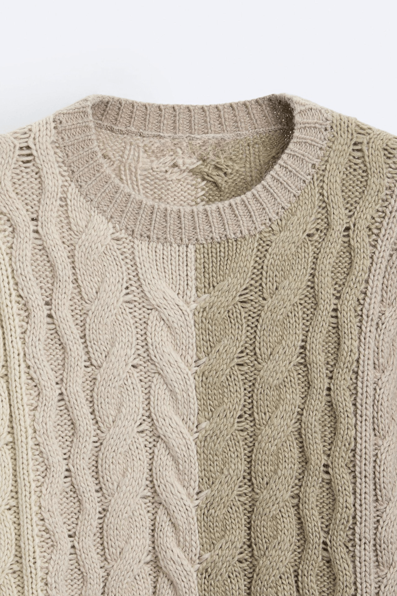 Old Money Cable Knit Block O-Neck Sweater